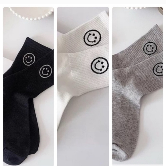Smiley socks 3 colors - Picture 1 of 4